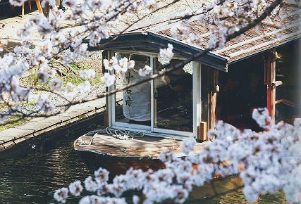 時をかさね、時をこえた 「きょう」の魅力にであう。