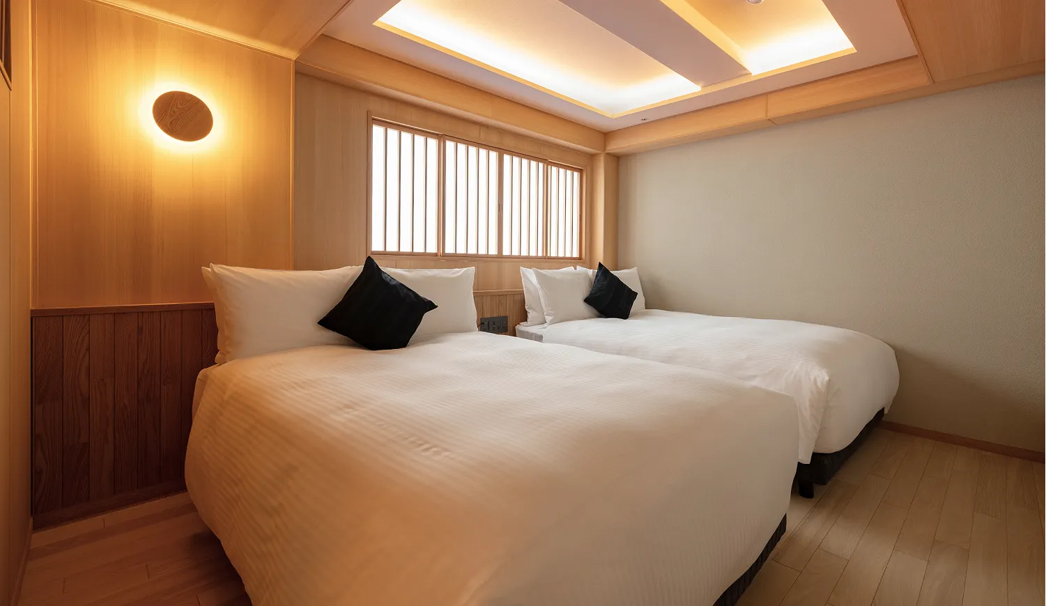 シンプルで落ち着いた設えが、心にそっと寄り添います。